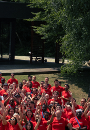 equipe hellio tenue rouge 2